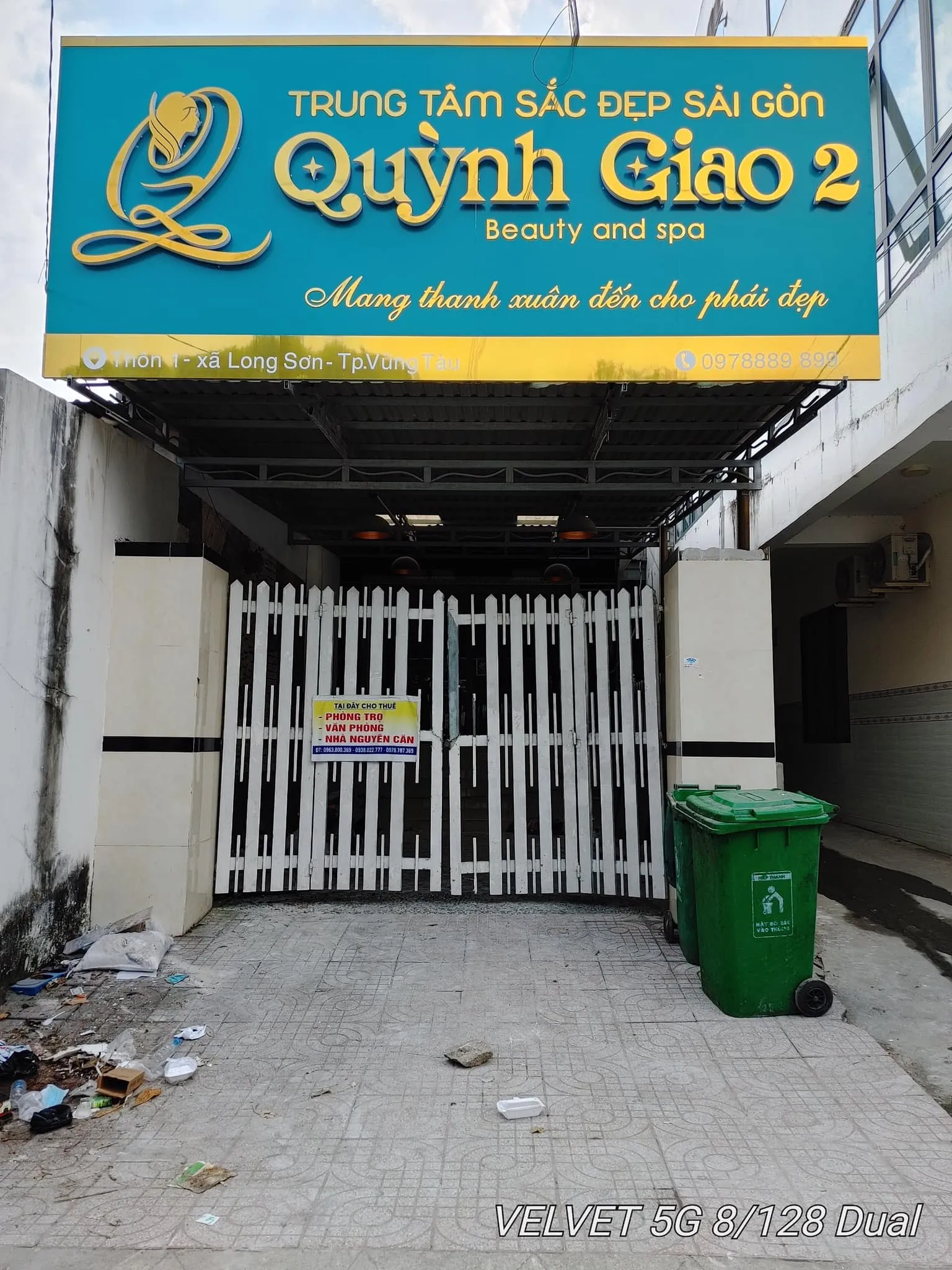 Thi công bảng hiệu mica chữ nổi tráng gương ốp alu tại bà rịa vũng tàu